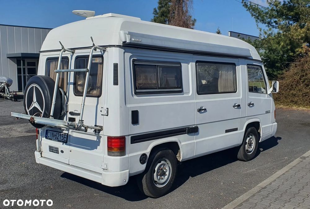 Mercedes-Benz MB100 - 2