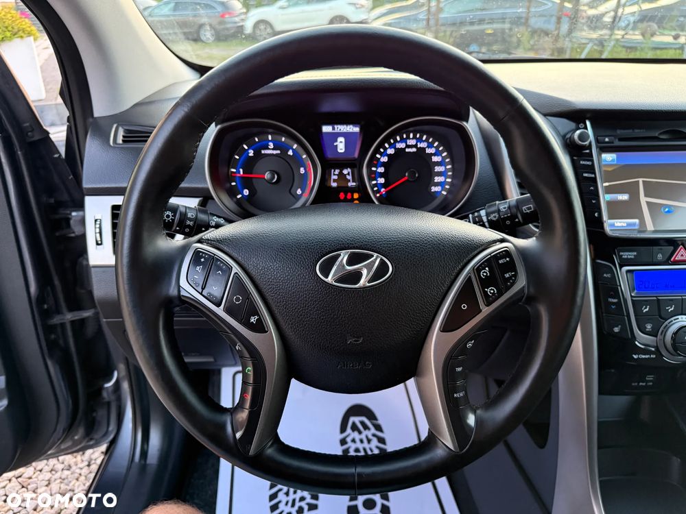 Hyundai i30 - 31