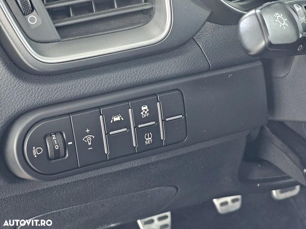 Kia XCeed 1.5 T-GDI 6MT City - 7