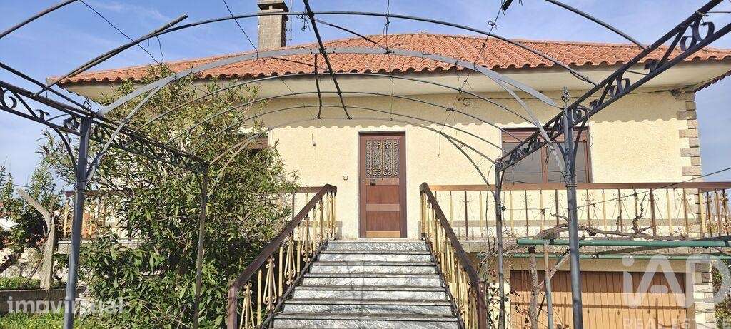 Casa / Villa T2 em Castelo Branco de 177 m2 - Grande imagem: 2/29