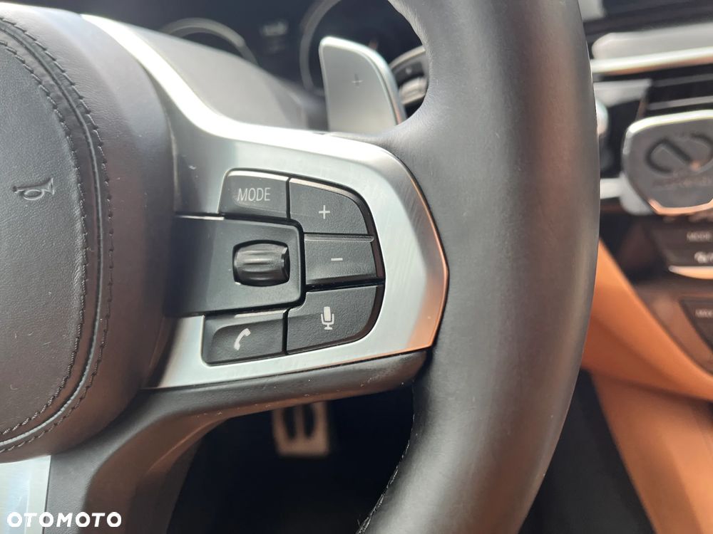 BMW Seria 5 530i xDrive M Sport sport - 20