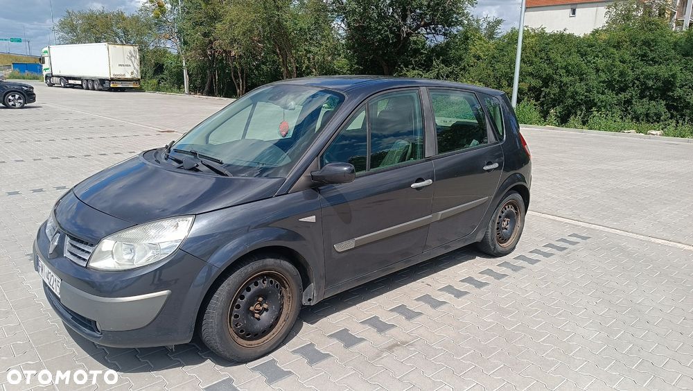 Renault Scenic - 1