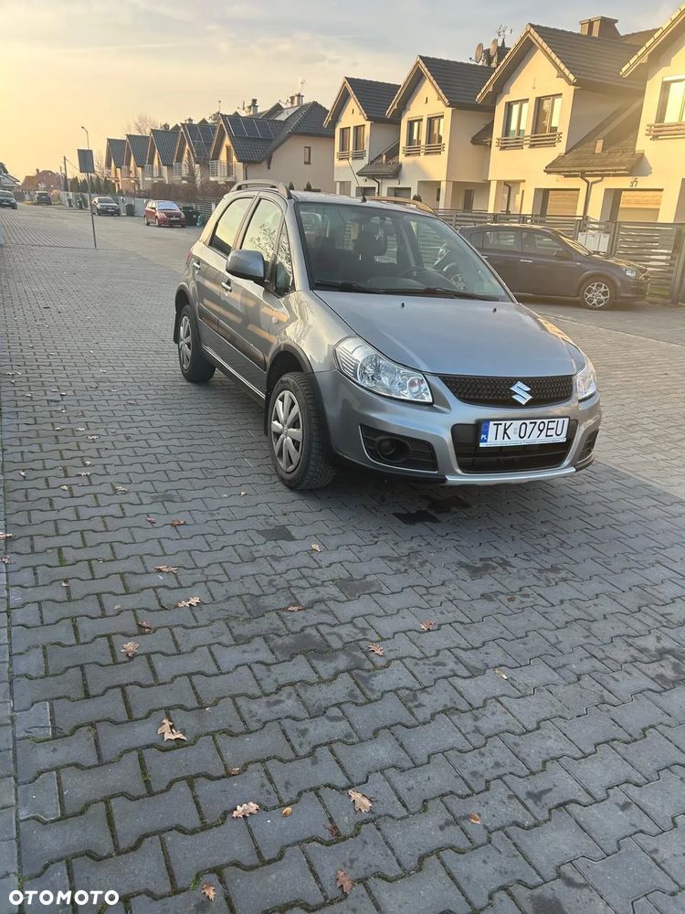 Suzuki SX4 1.6 Premium - 8