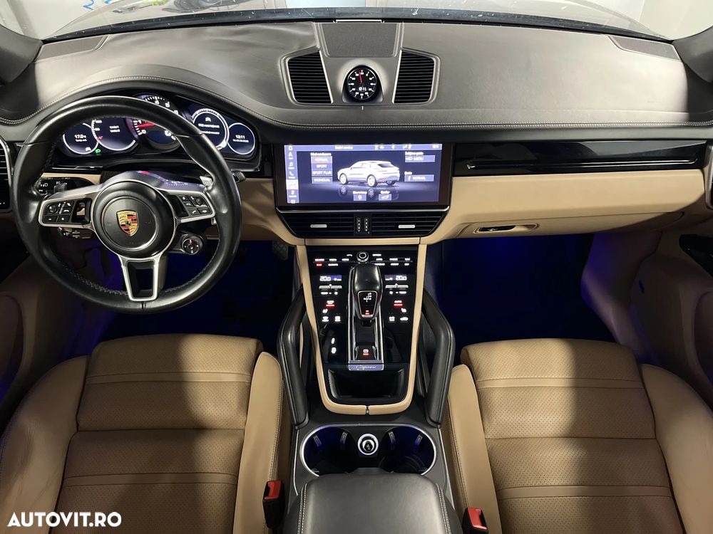 PORSCHE Cayenne 2020 — imagine 12