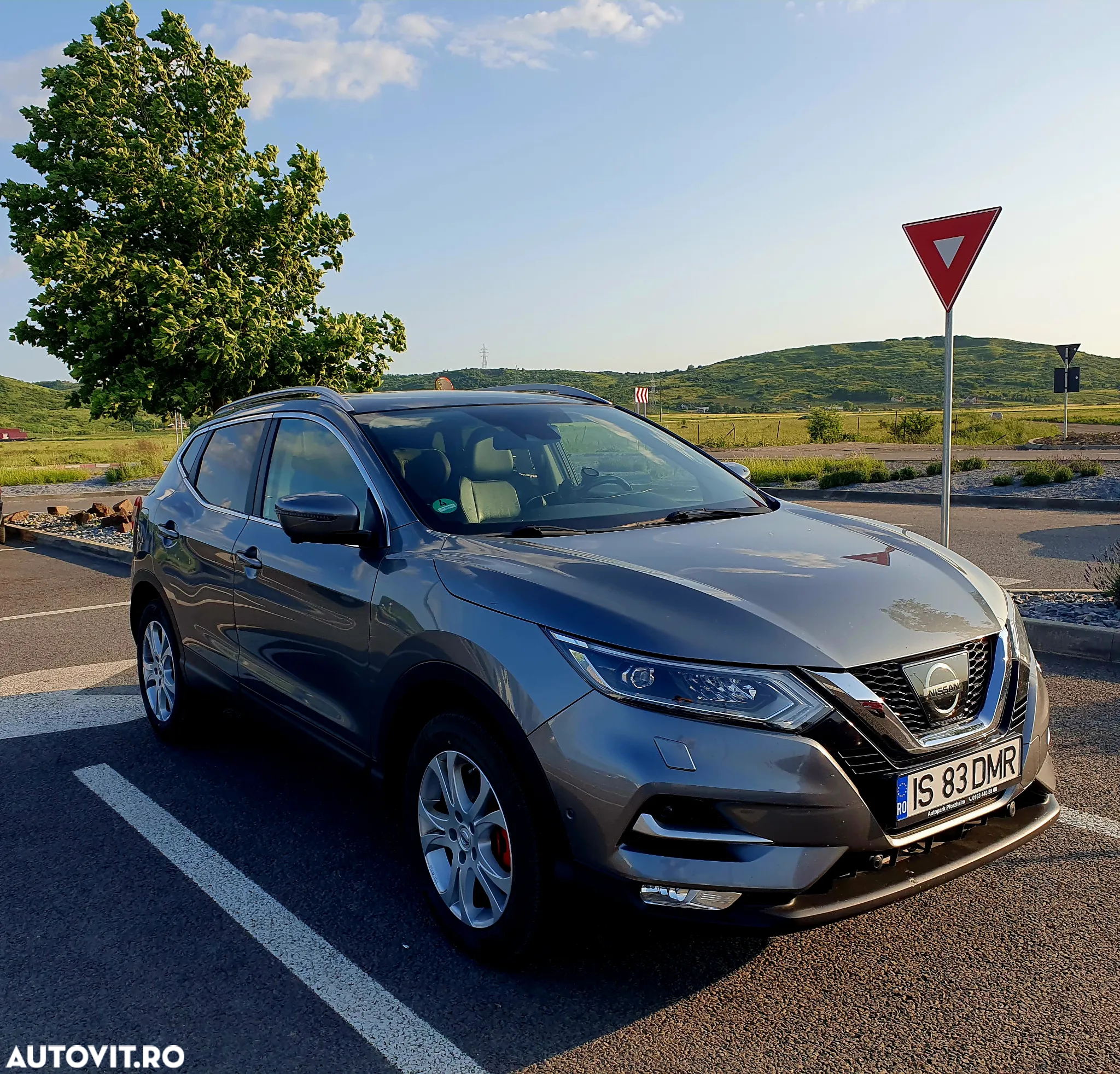 Nissan Qashqai 1.6 DCI Start/Stop N-Connecta - 23