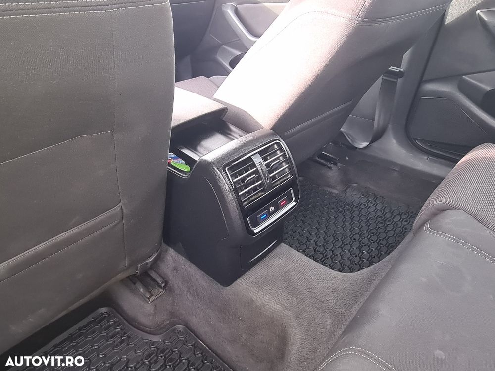 Volkswagen Passat 1.6 TDI (BlueMotion Technology) Comfortline - 21