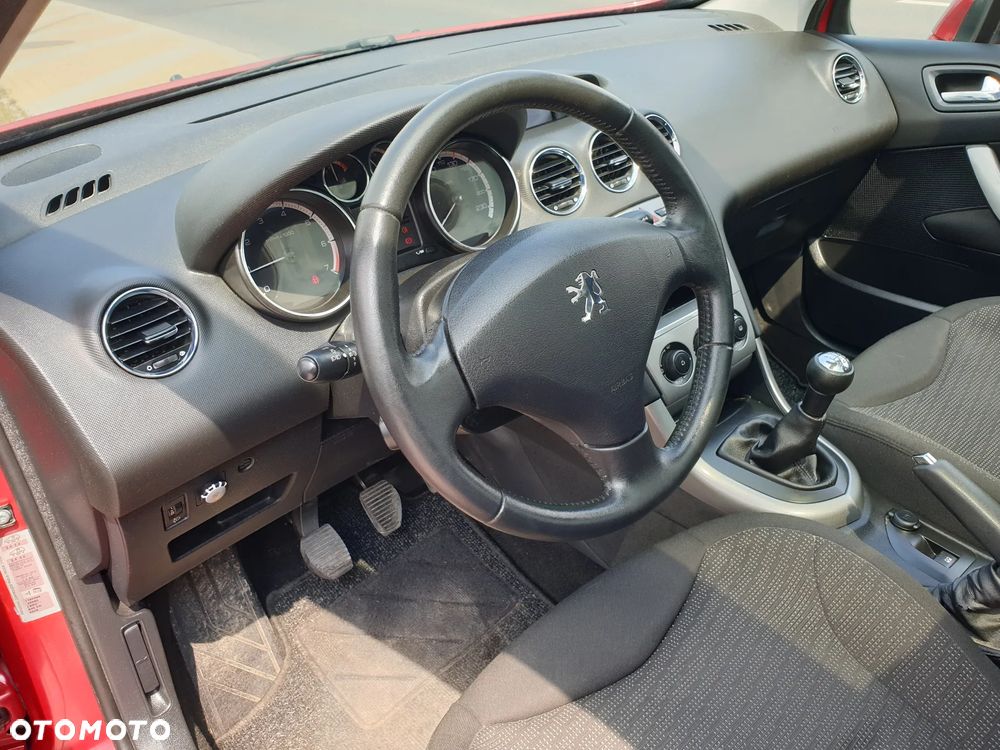Peugeot 308 - 32