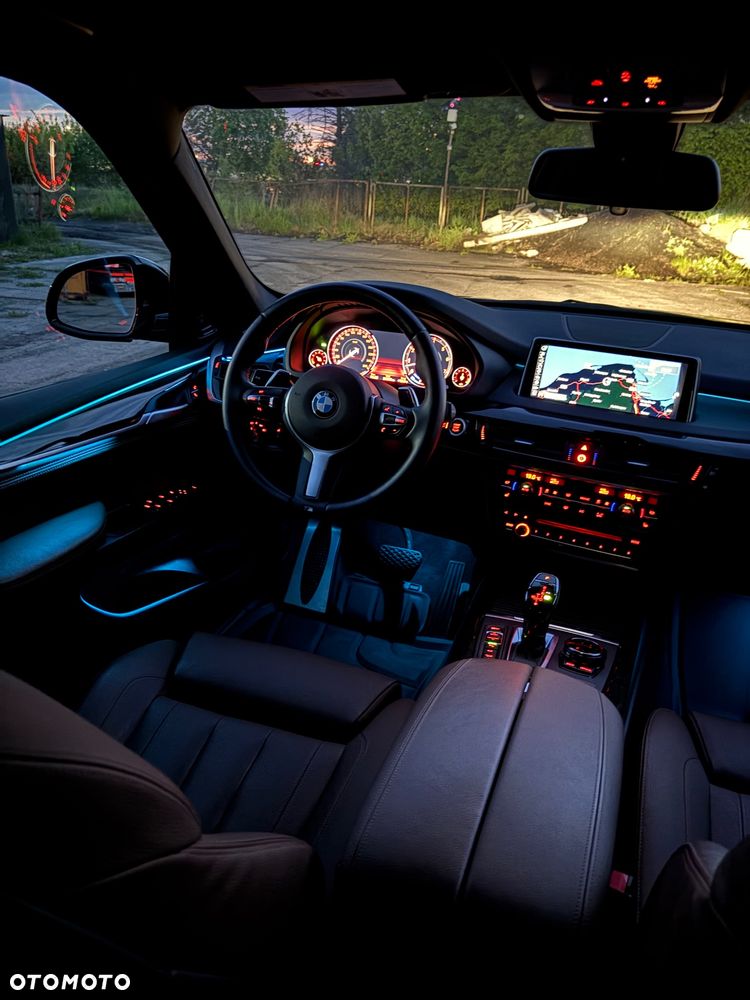 BMW X5 3.5i xDrive - 38