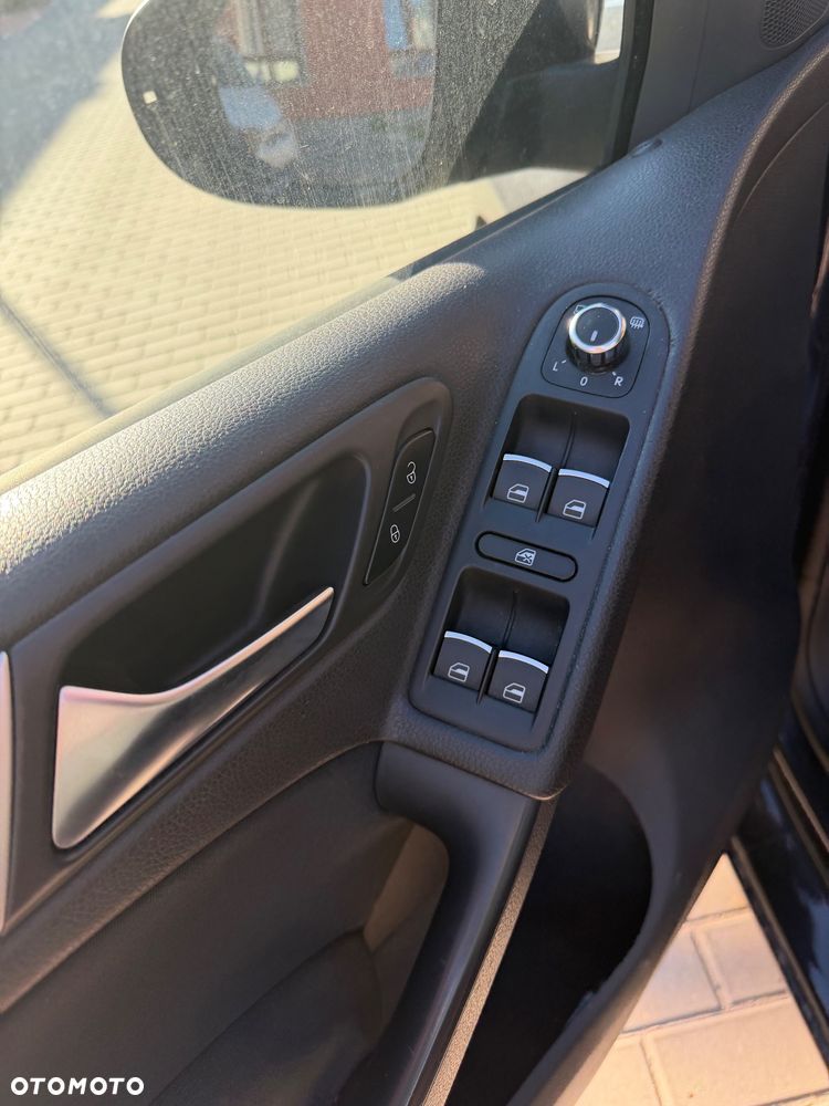 Volkswagen Golf 1.4 TSI Highline - 9