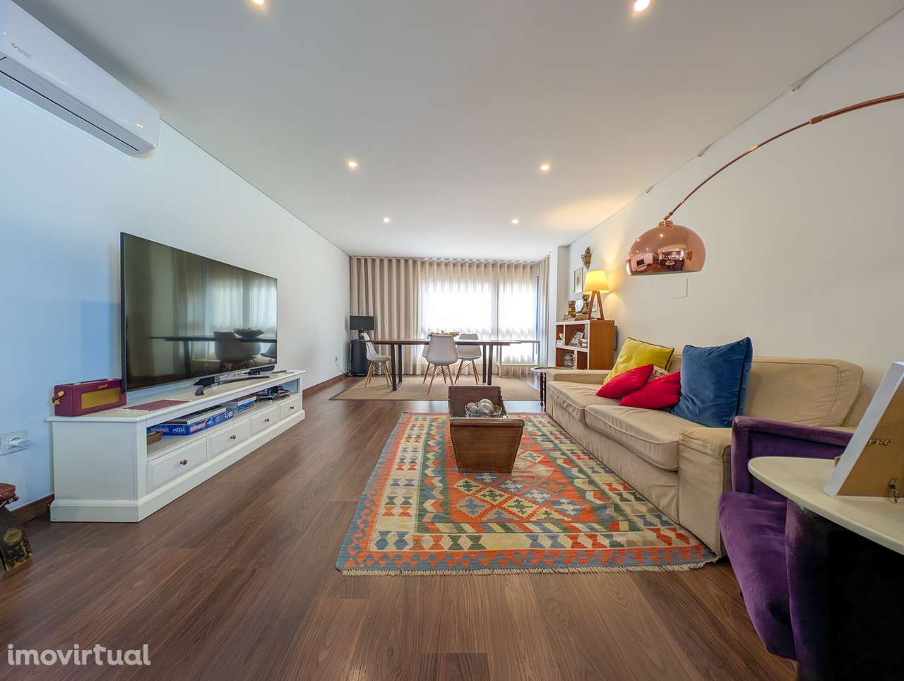 T2 com estacionamento e arrecadação - Grande imagem: 5/22