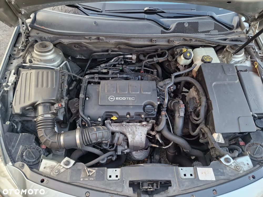 Opel Insignia 1.4 T Cosmo S&S - 25