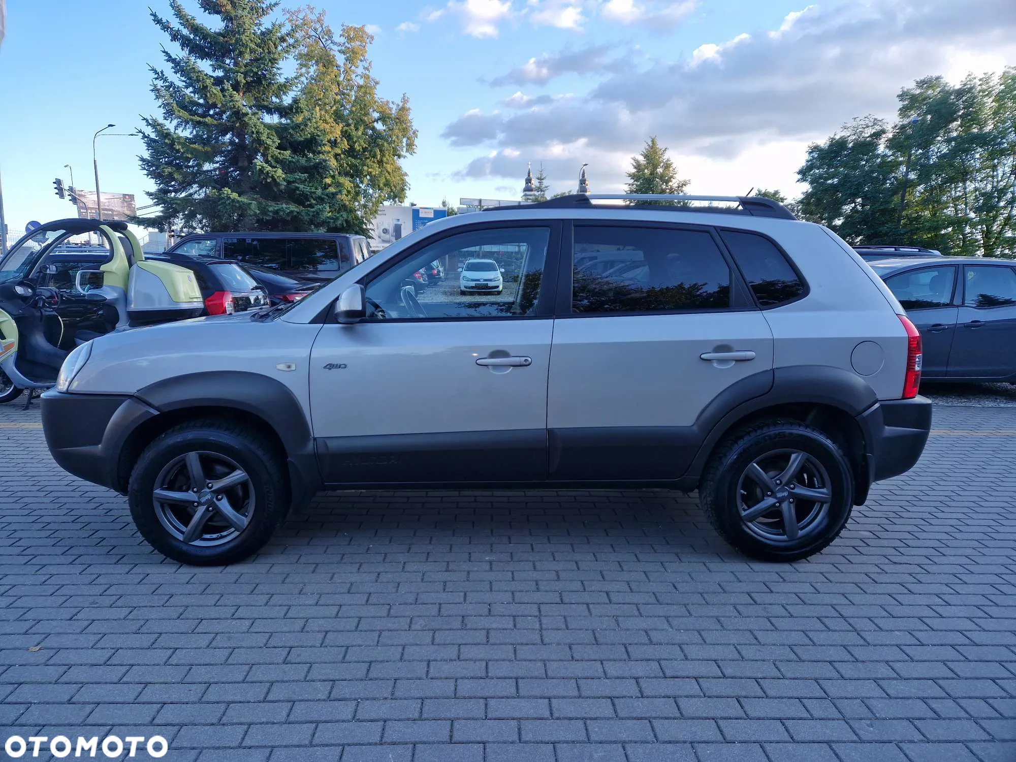Hyundai Tucson 2.0 CRDi Elegance + - 7