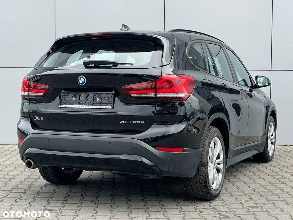 BMW X1 xDrive25e Advantage - 10