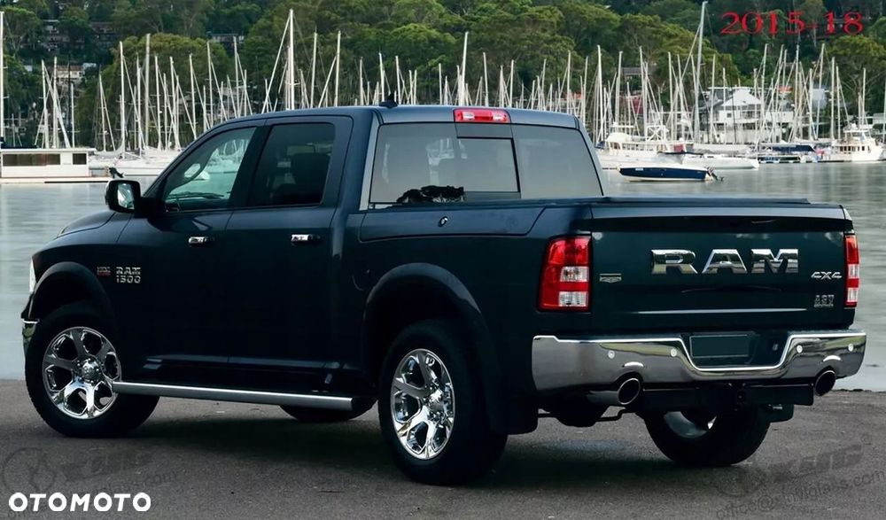 SZYBA TYLNA DODGE RAM 2009-2019 CIEMNA GRZANA Z OKIENKIEM - 2