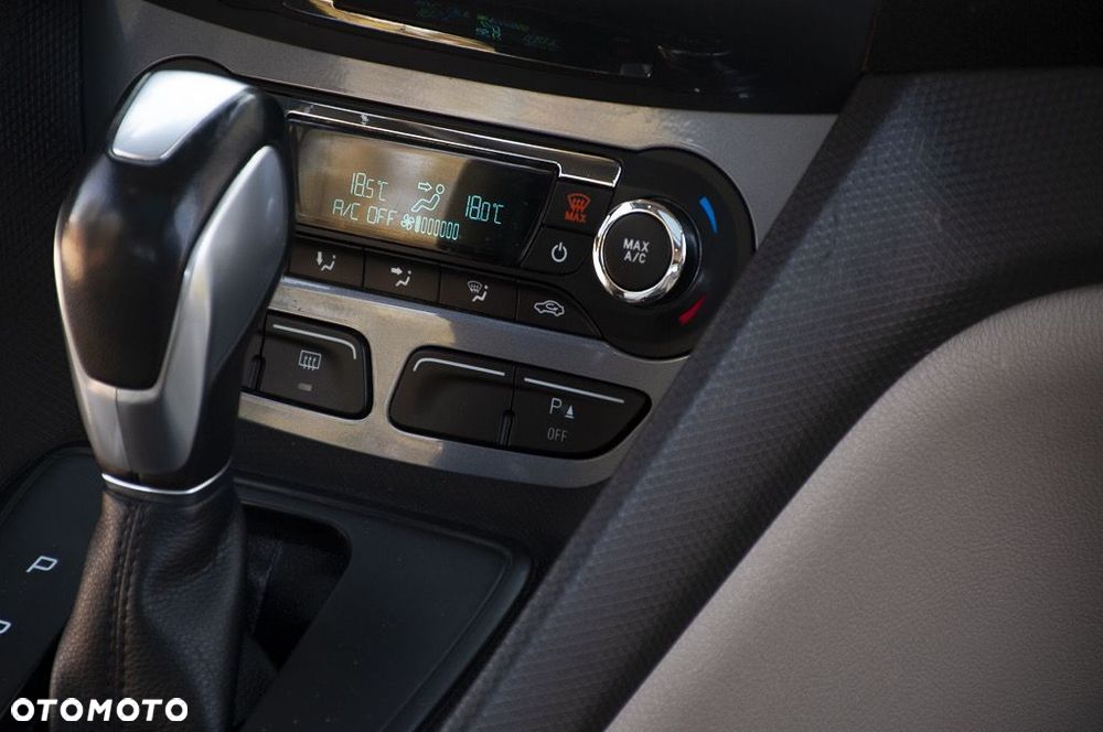 Ford Transit Connect - 28