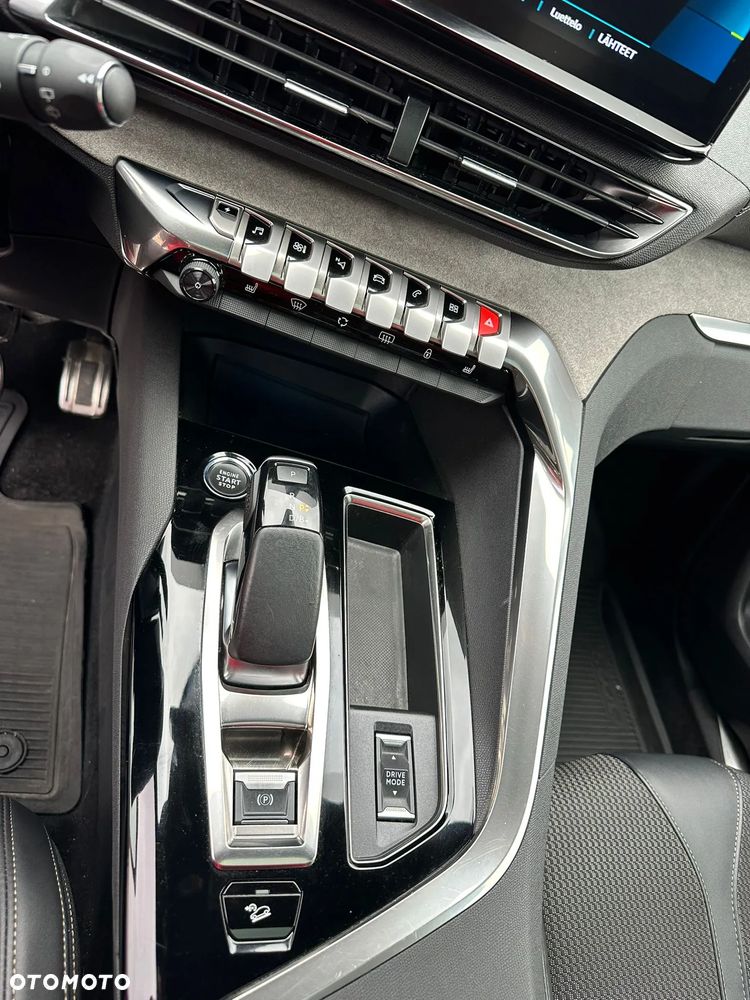 Peugeot 3008 1.6 PureTech Hybrid4 PHEV GT Pack S&S EAT8 - 27