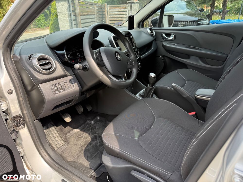 Renault Clio 1.2 16V Limited - 13