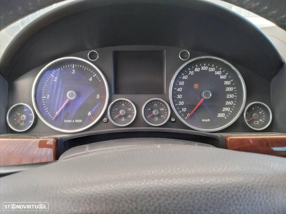 QUADRANTE VOLKSWAGEN TOUAREG 7LA - 1