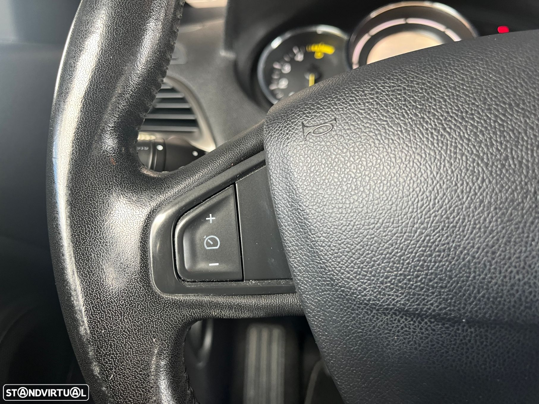 Renault Mégane Sport Tourer 1.5 dCi Comfort SS - 18