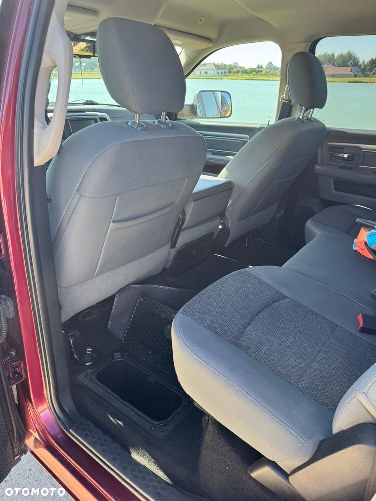 Dodge RAM 1500 5.7 4x4 - 16