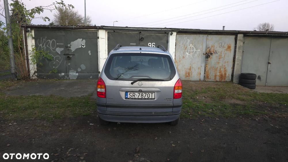 Opel Zafira 1.8 16V Elegance - 4