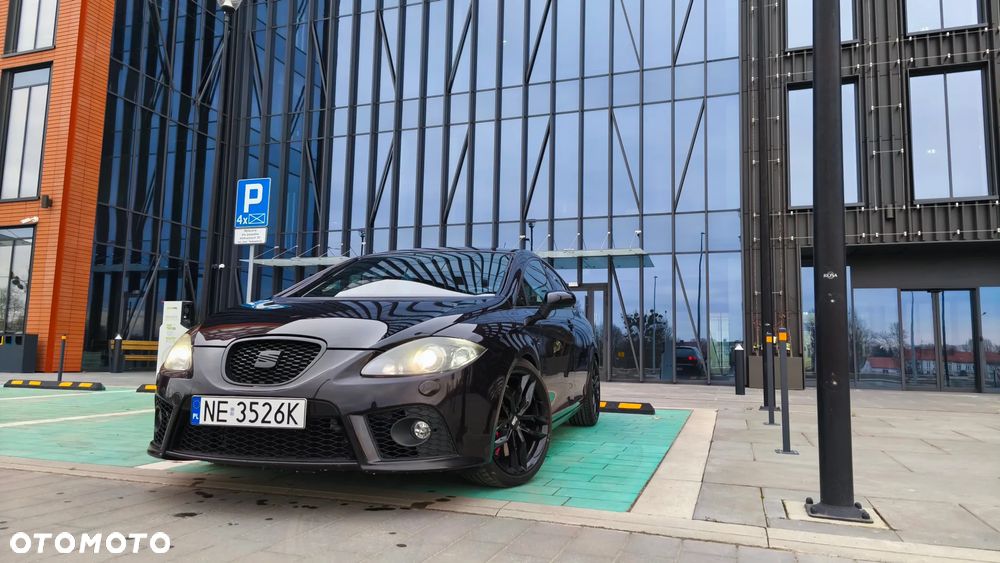 Seat Leon 2.0 T FSI Cupra - 2