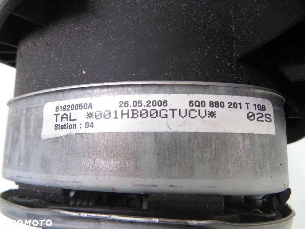 KIEROWNICA VW POLO IV (9N_) 1Q0419091 1K0419091M 6Q0880201T - 2
