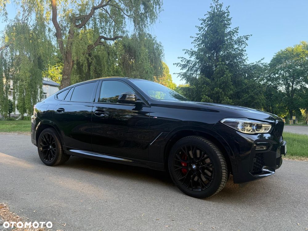 BMW X6 xDrive40d mHEV - 12