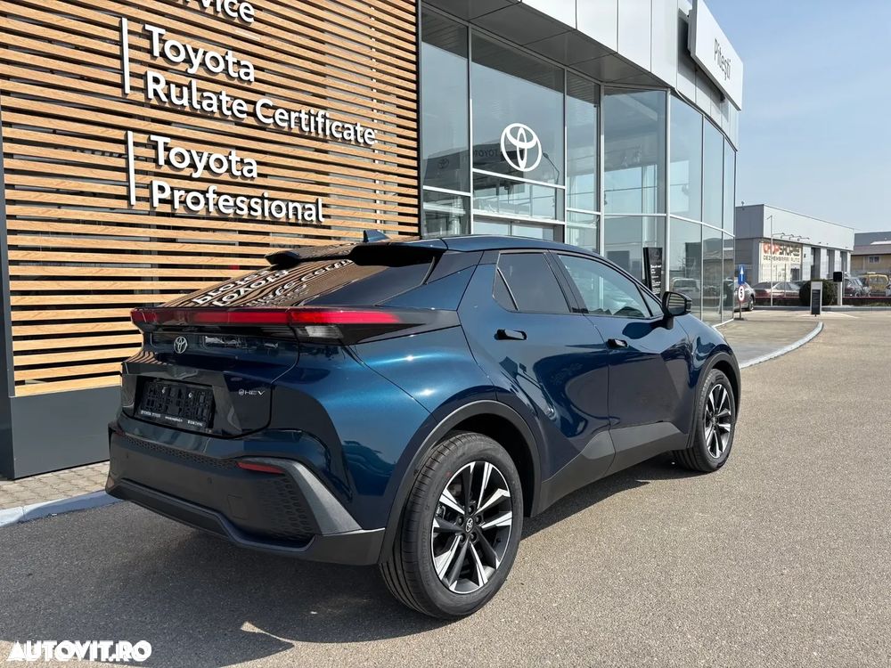 TOYOTA C-HR 2026 — imagine 4