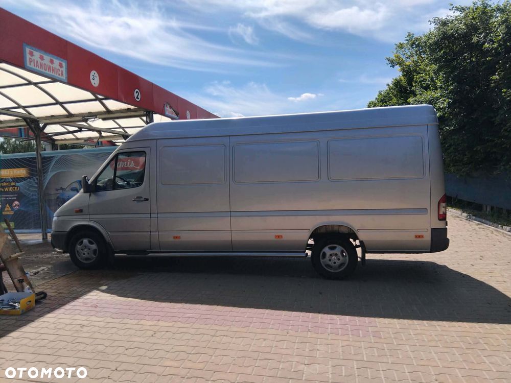 Mercedes-Benz Sprinter - 6