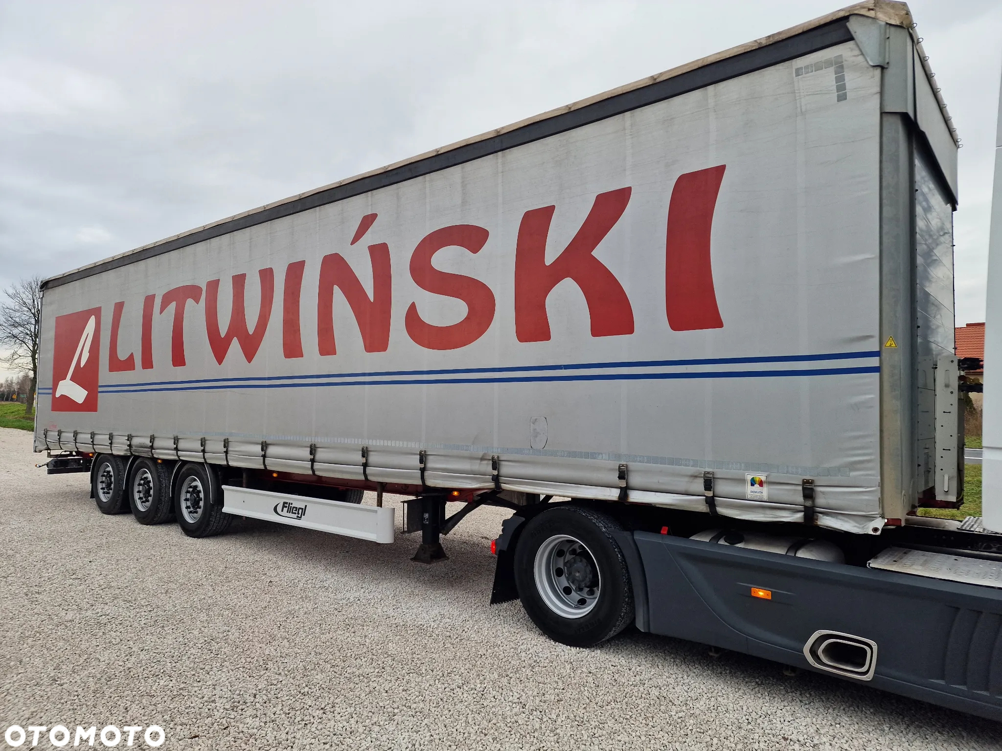 Fliegl PÓŁMEGA - BDE - PODNOSZONY DACH - MULDA 7m - 9