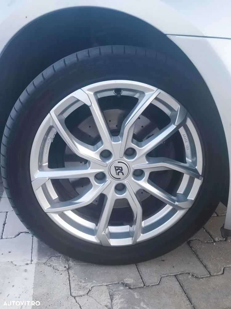 Skoda Octavia 2.0 TDI ELEGANCE DSG - 6