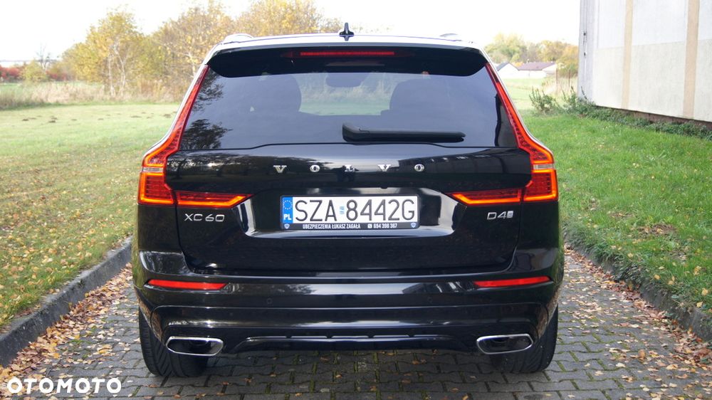 Volvo XC 60 D4 R-Design - 22