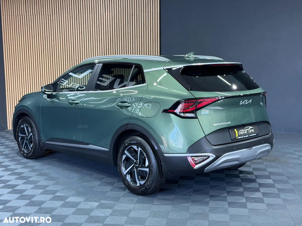 Kia Sportage 1.6 T-GDI 7DCT HP 4x2 MHEV Style - 6