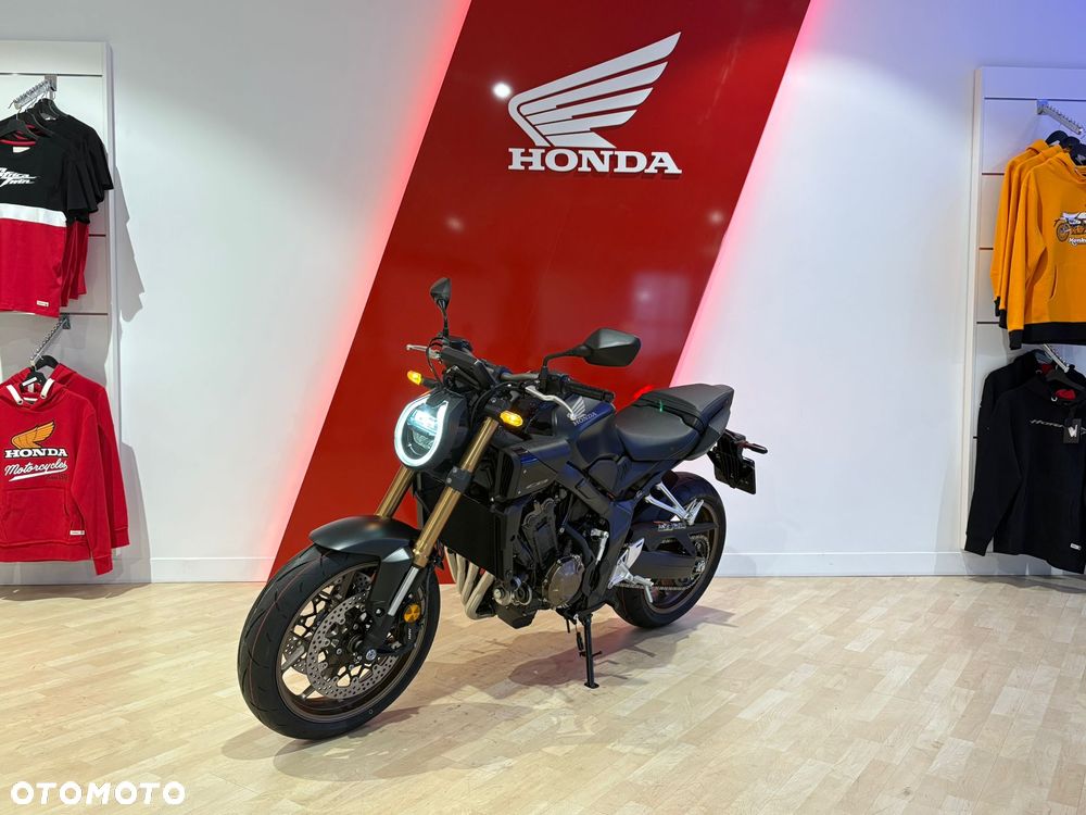 Honda CB - 3
