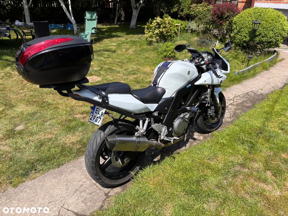 Suzuki SV - 18