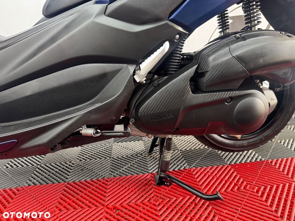 Yamaha NMAX - 14