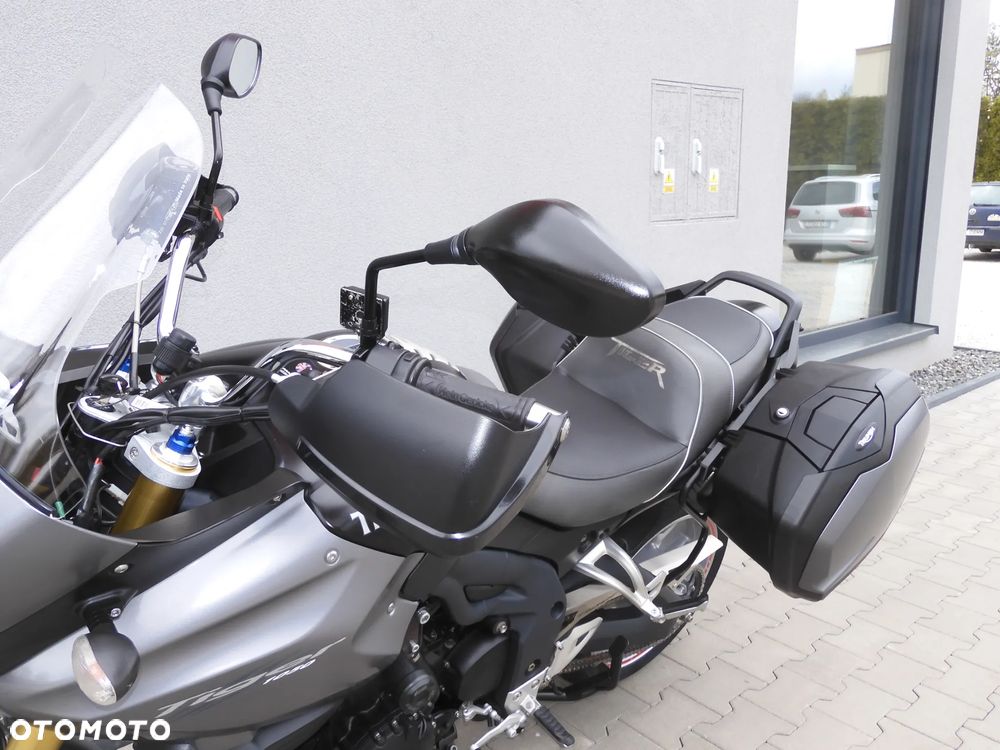 Triumph Tiger - 21