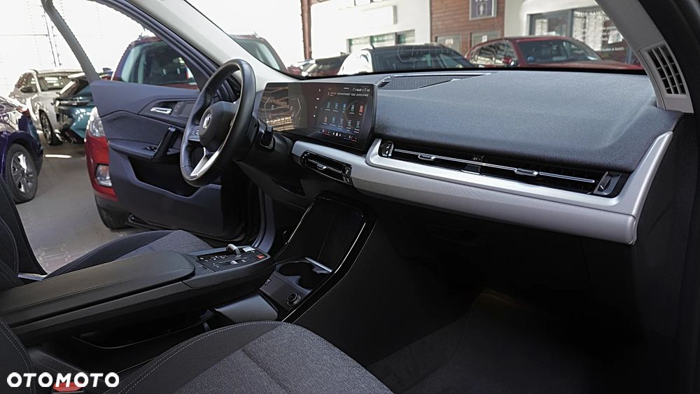 BMW X1 sDrive18i - 16
