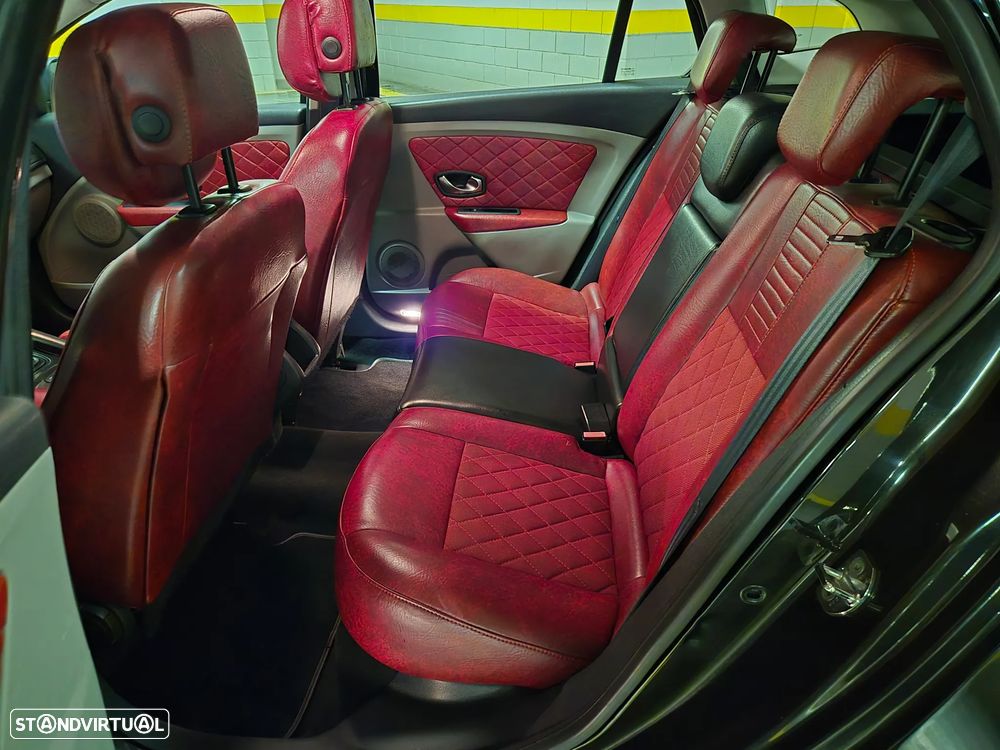 Renault Mégane Sport Tourer ENERGY dCi 110 Start & Stopp Expression - 26