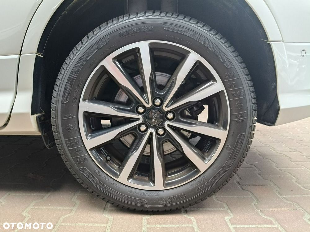 Ford Kuga 2.0 TDCi AWD ST-Line - 11