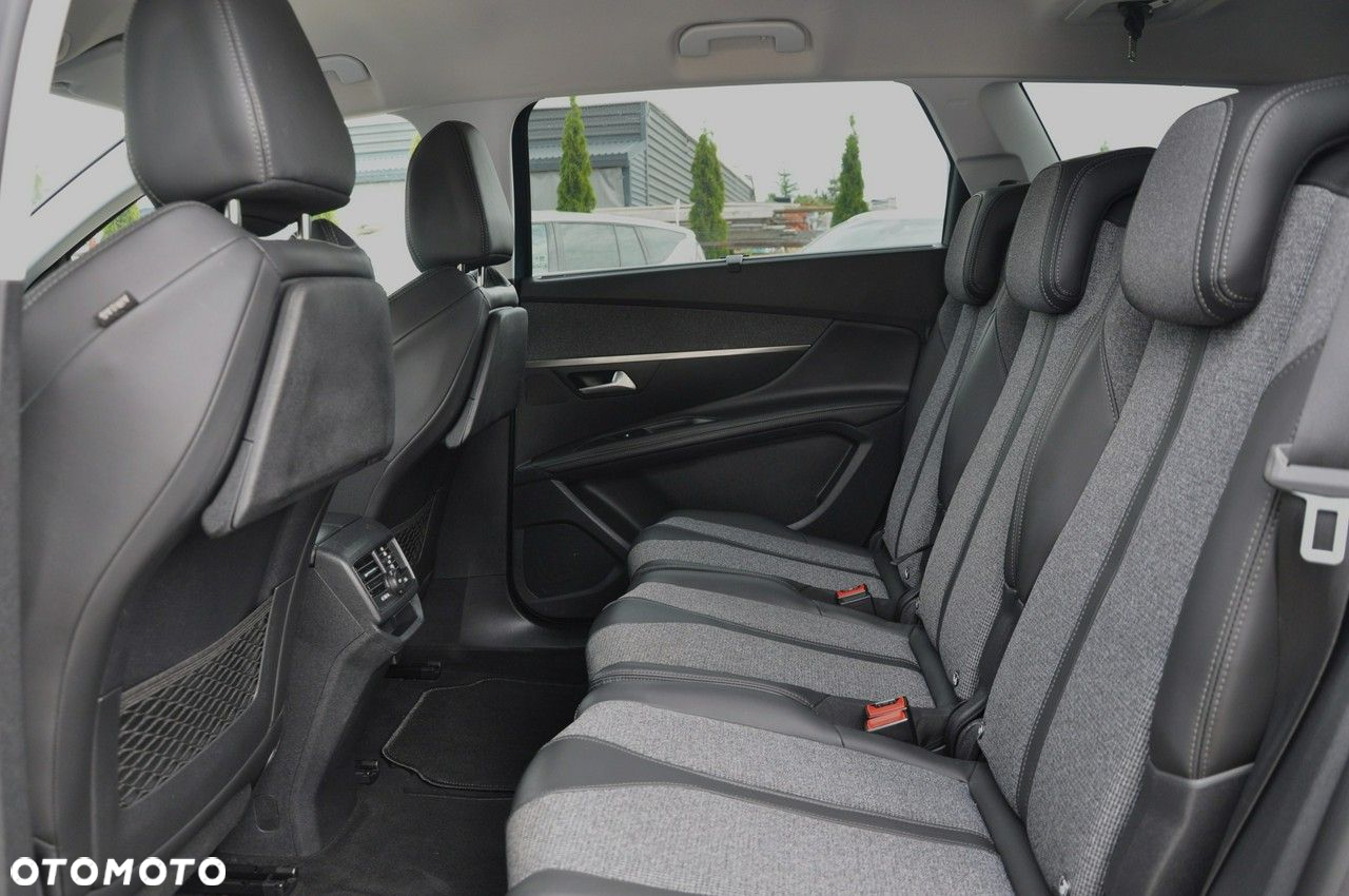 Peugeot 5008 HDI 115 Allure - 13