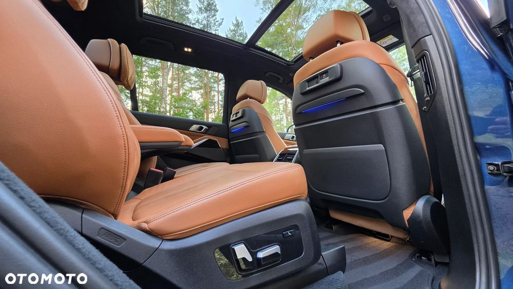 BMW X7 xDrive40i sport - 25