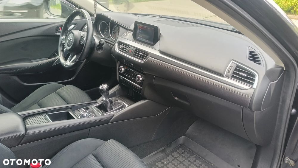 Mazda 6 - 4