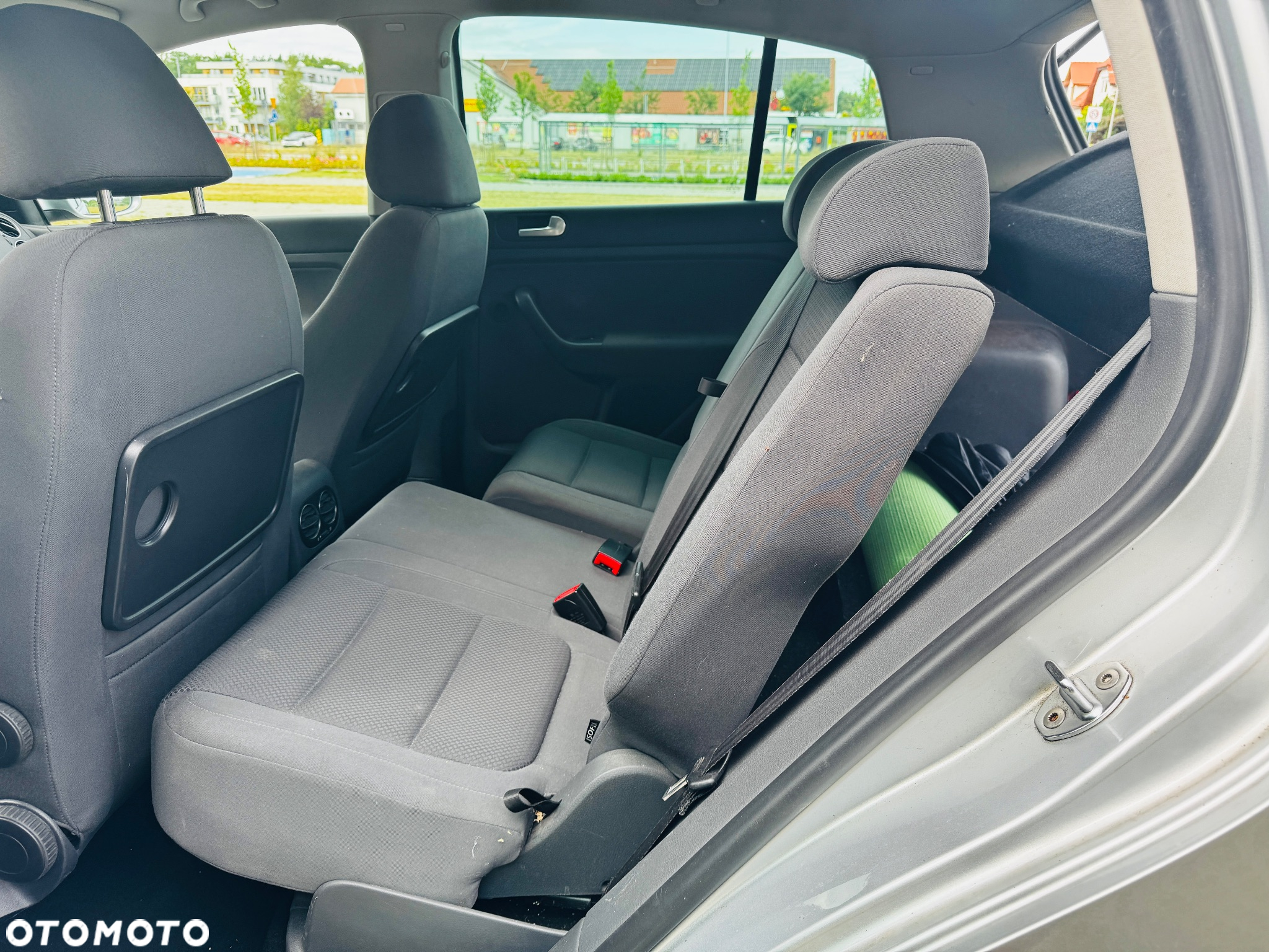 Volkswagen Golf 1.9 TDI DSG DPF Comfortline - 17