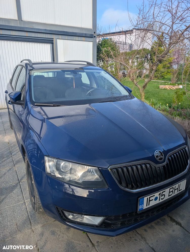 Skoda Octavia 1.6 TDI ELEGANCE DSG - 2