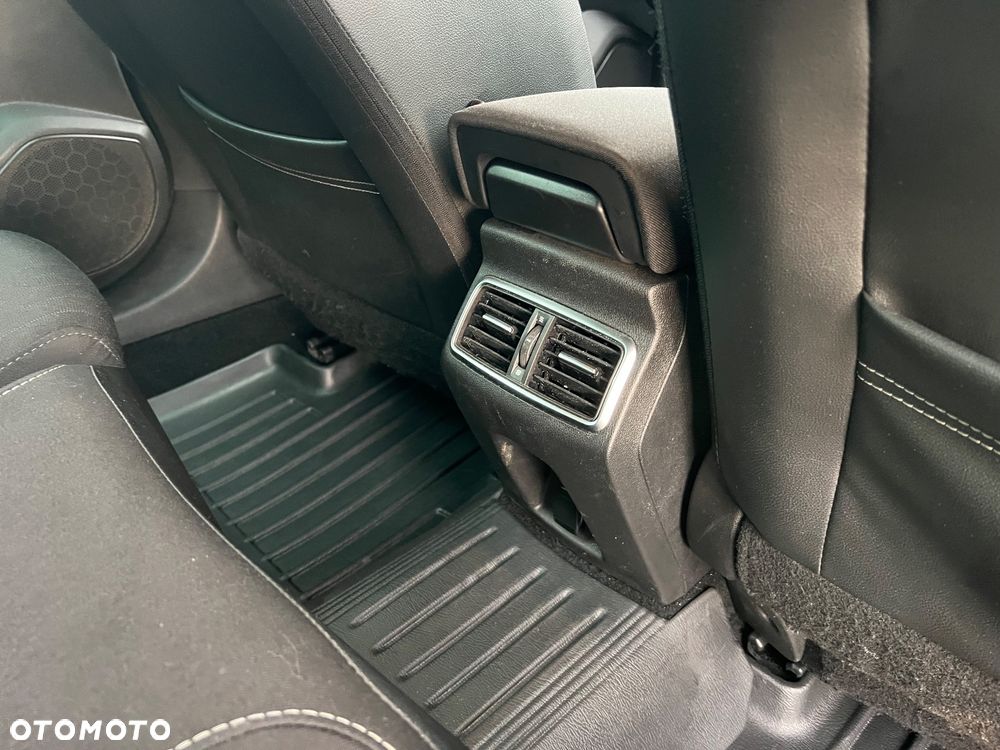 Renault Megane 1.3 TCe FAP Limited - 25