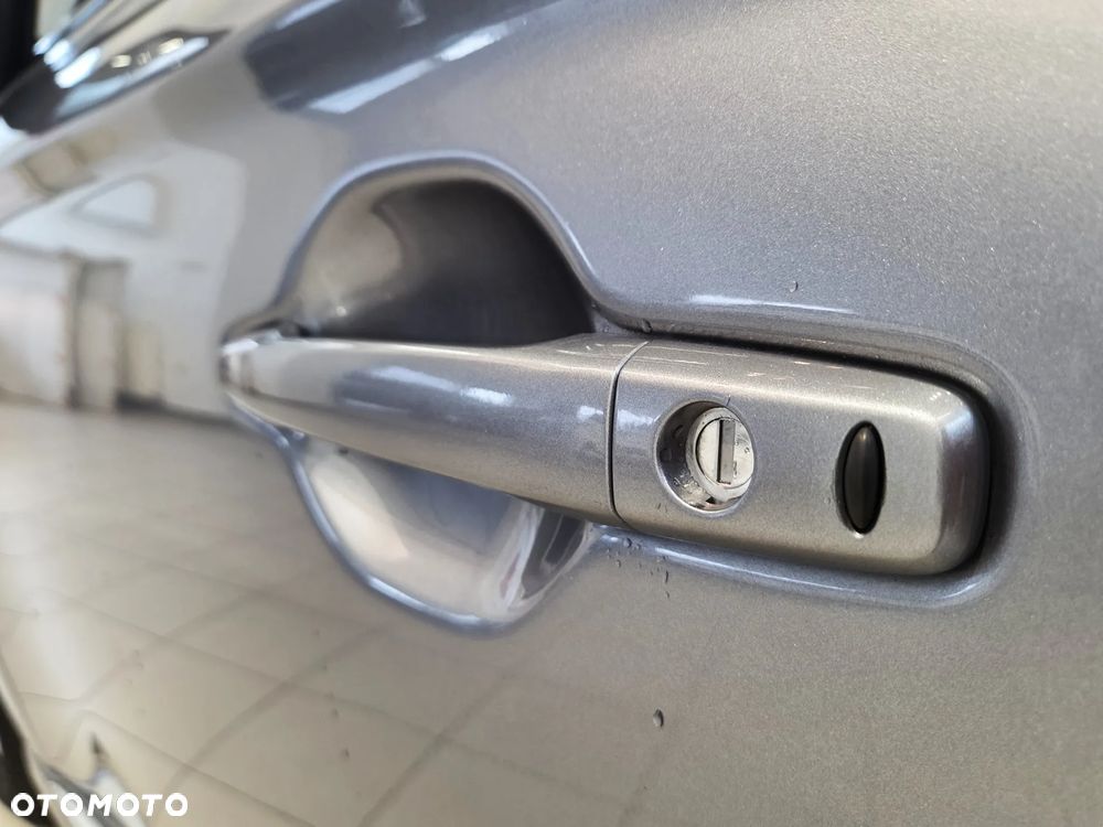 Mitsubishi Outlander Instyle NAVI - 10