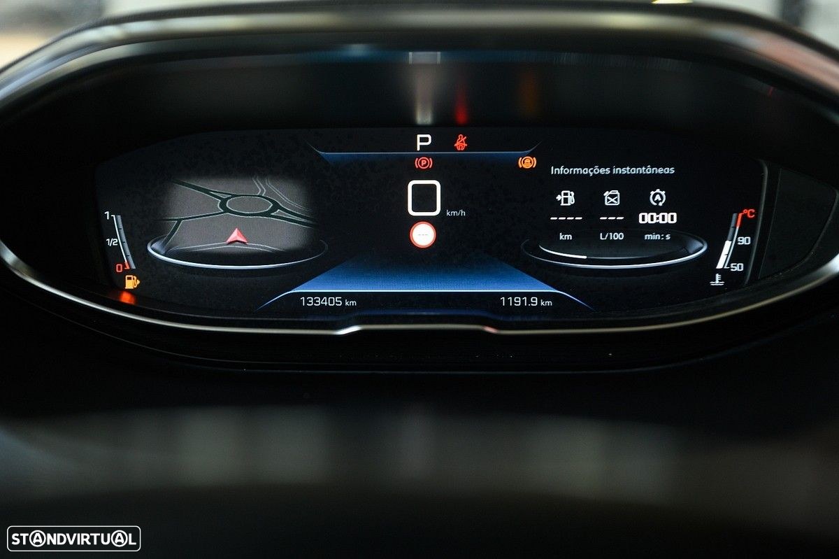 Peugeot 3008 PureTech 130 Stop & Start GPF EAT8 Active Business-Pack - 45