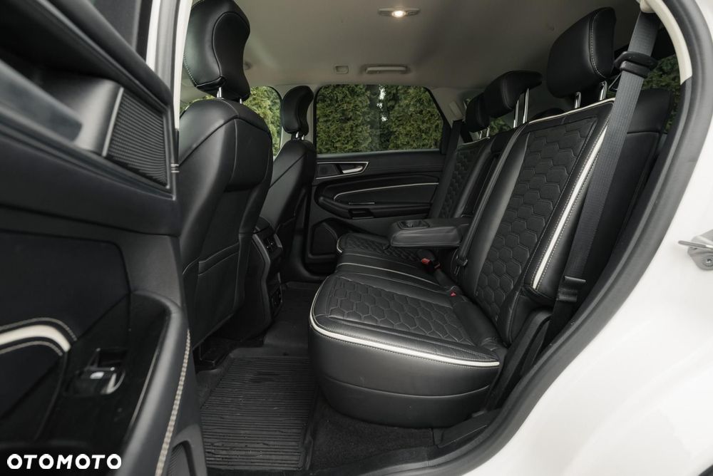 Ford Edge - 15
